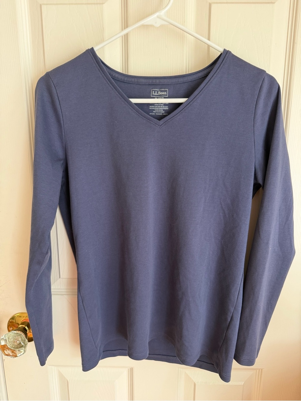 Woman’s Long Sleeve Shirt